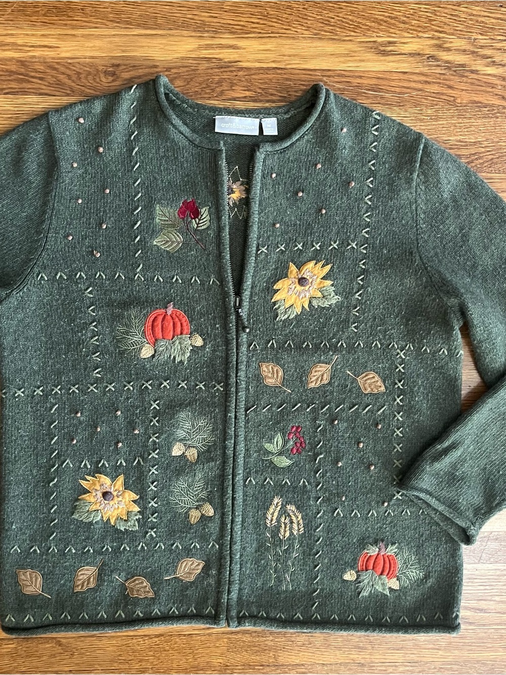 Vtg M Croft Barrow Fall sweater pumpkins grandma teacher wool granola cardigan